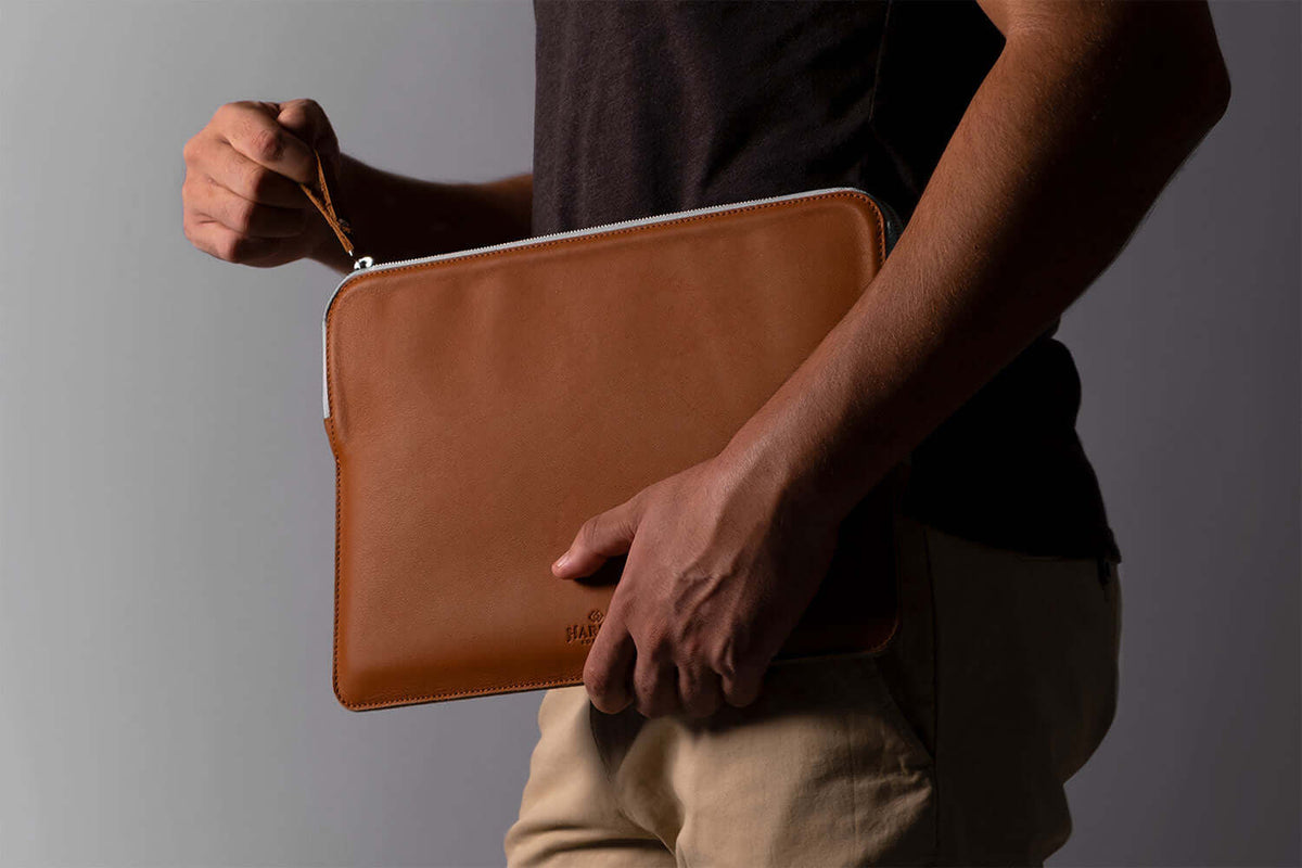 Tan laptop online case