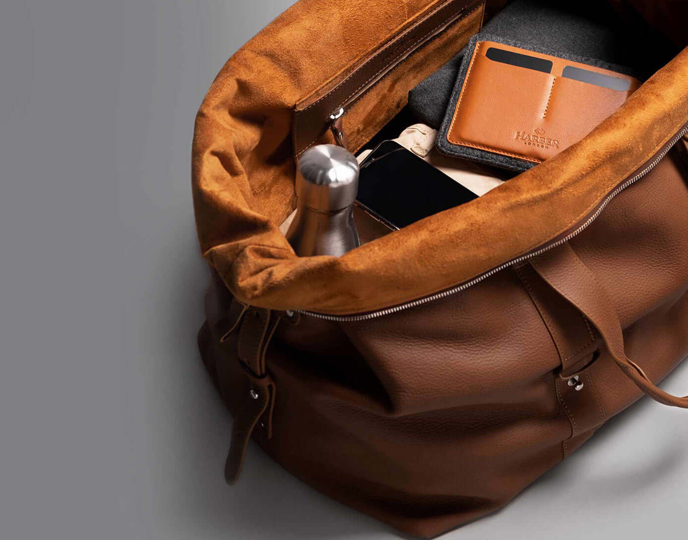 Luxury leather travel bags