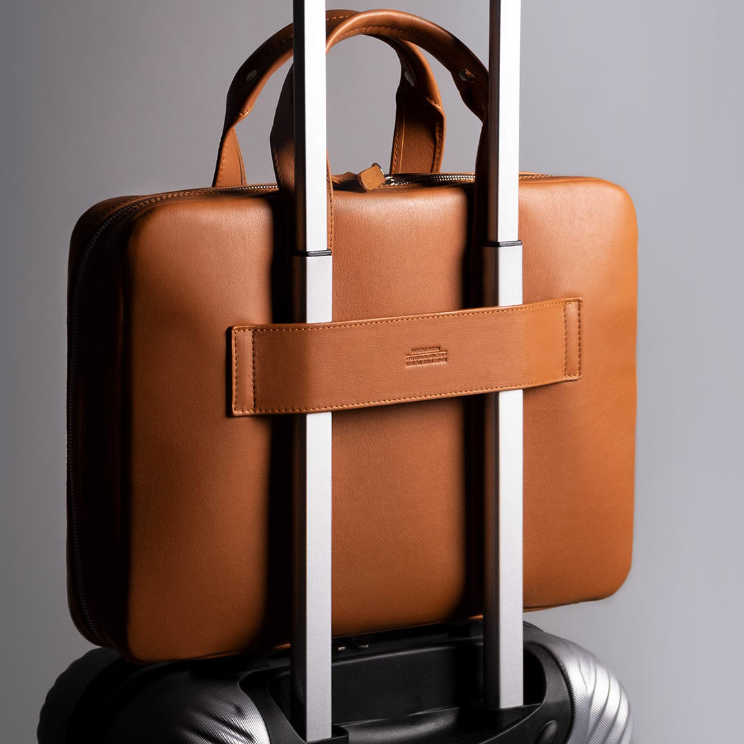 Leather Laptop Messenger Bag (with adjustable strap) | TORRO