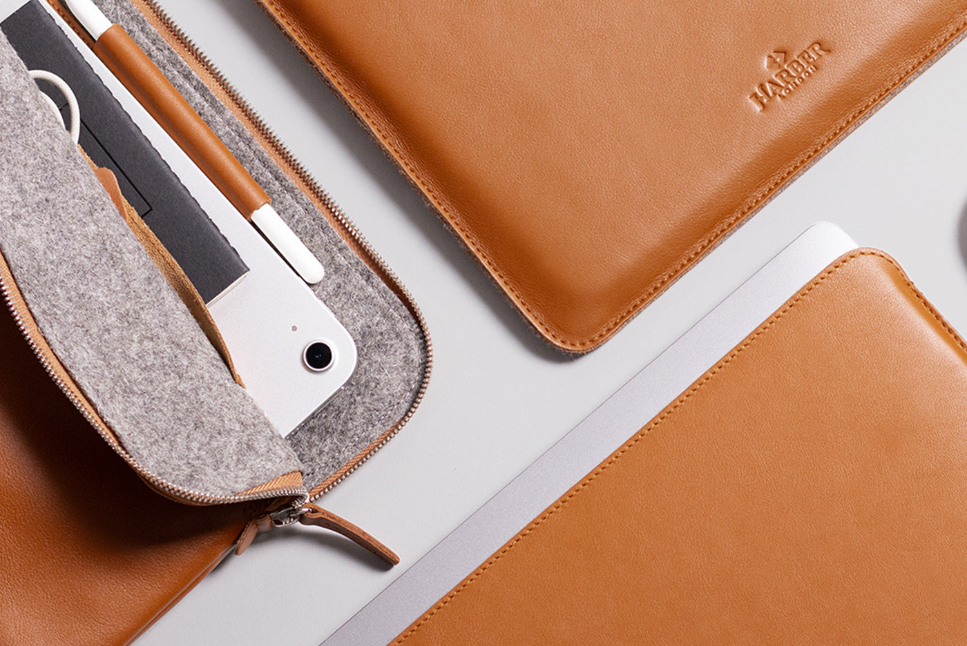 Luxurious leather sleeves for iPad, MAcBook and iPhone