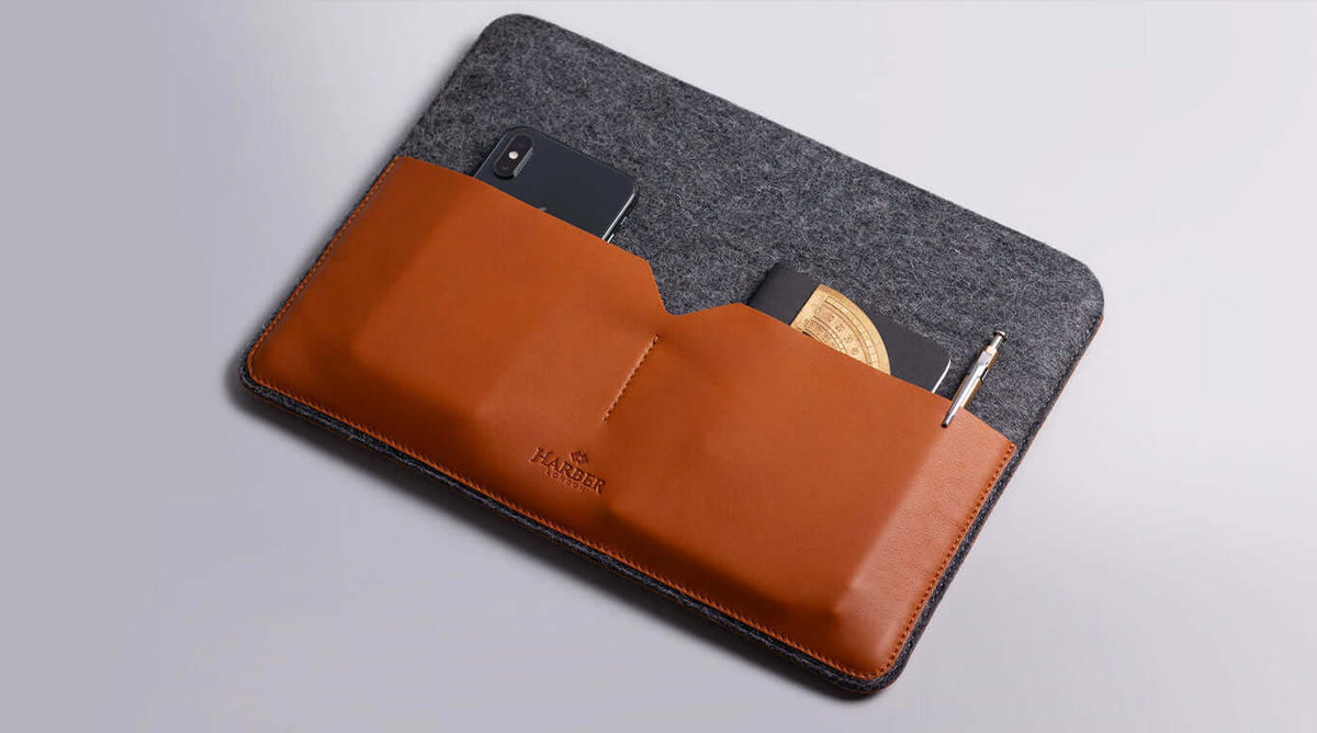 Classic Leather MacBook Sleeve | Harber London